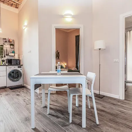 Cortiletto Montebello דירה *
