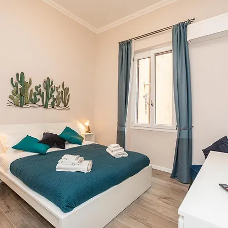 Cortiletto Montebello شقة