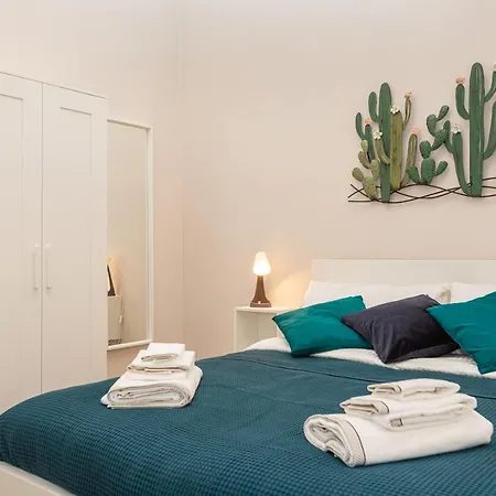 Daire Cortiletto Montebello Roma
