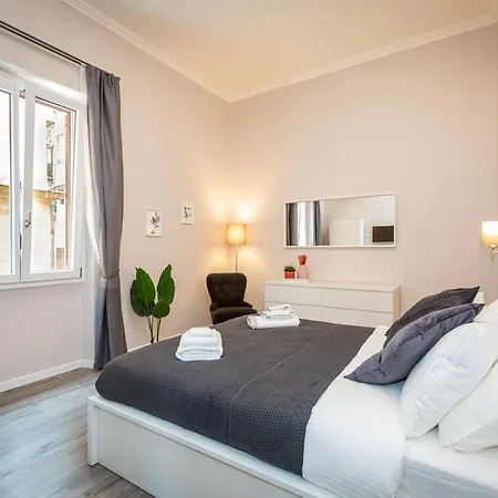 Daire Cortiletto Montebello Roma